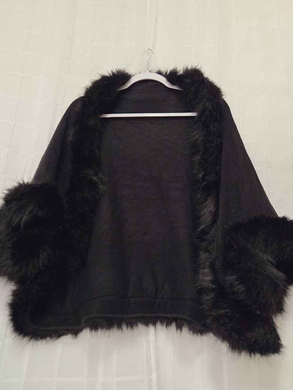 Black Faux Fur Shawl Wrap  Women's One Size